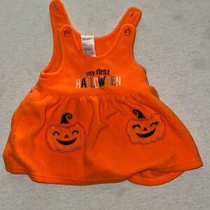 Kids Size 6M Baby Starters Orange and Black Halloween Costume.